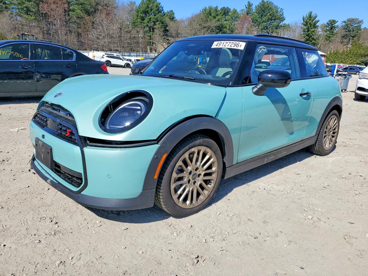 2026 MINI Hardtop Cooper S, VIN WMW23GD03T2Y02244 — Front end