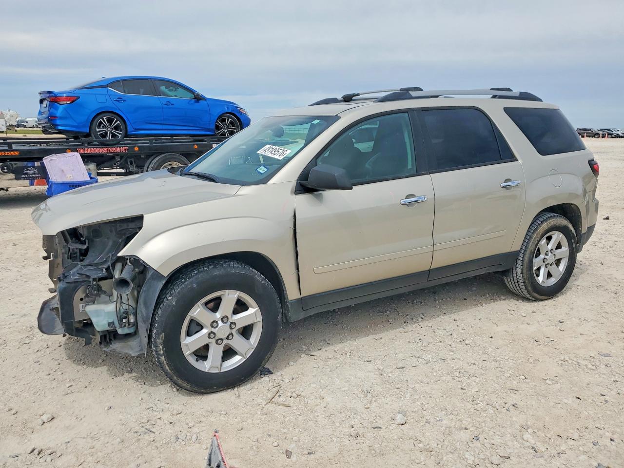 2014 GMC Acadia SLE, VIN 1GKKRPKD7EJ148658 — Front end