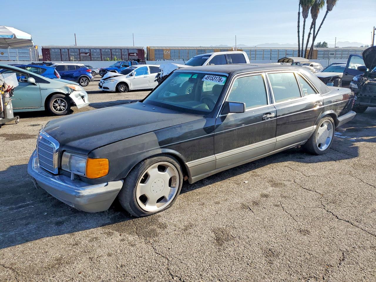 1988 Mercedes-Benz 420 SEL, VIN WDBCA35D6JA373402 — Minor dents and scratches
