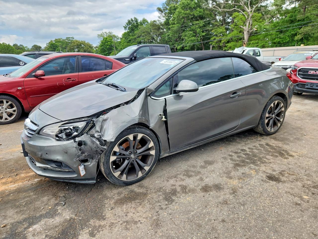 2017 Buick Cascada Premium, VIN W04WH3N59HG087239 — Front end