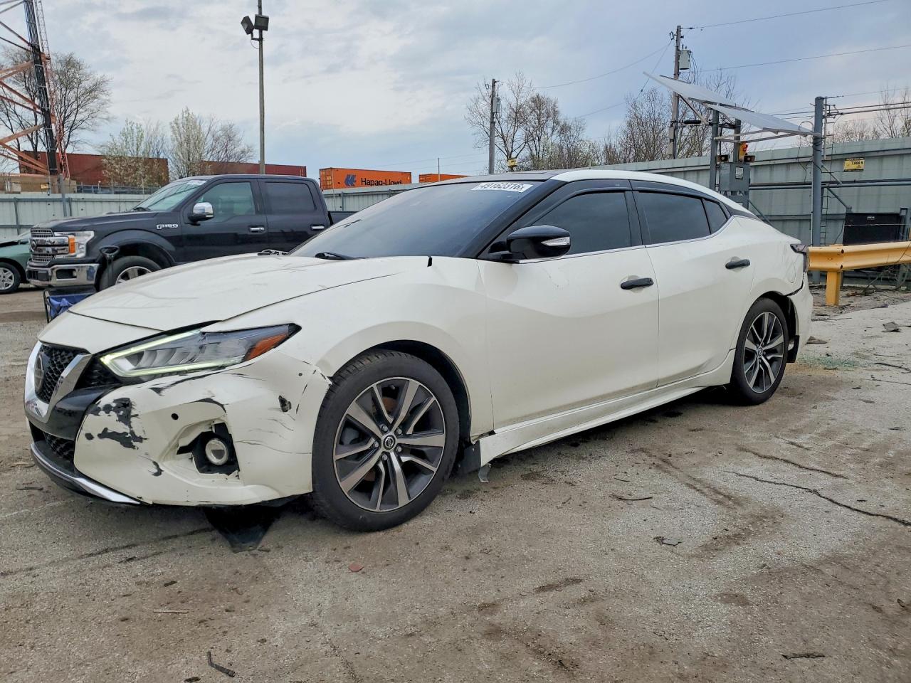 2020 Nissan Maxima SL, VIN 1N4AA6DV4LC371407 — Бок