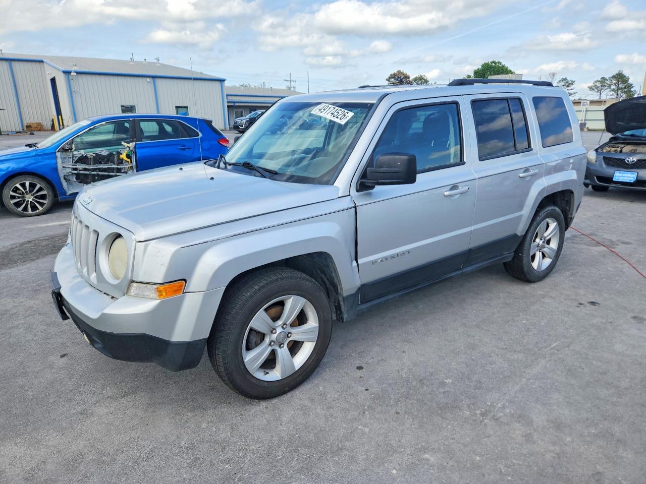 2012 Jeep Patriot Sport, VIN 1C4NJRBB0CD568509 — Front end