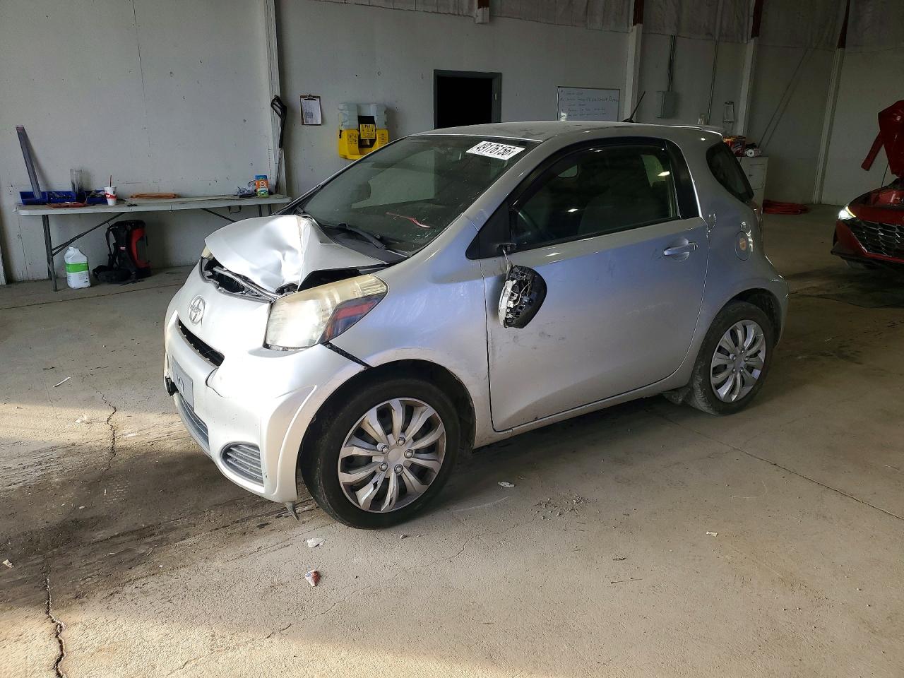2013 Scion iQ, VIN JTNJJXB06DJ022958 — Front end
