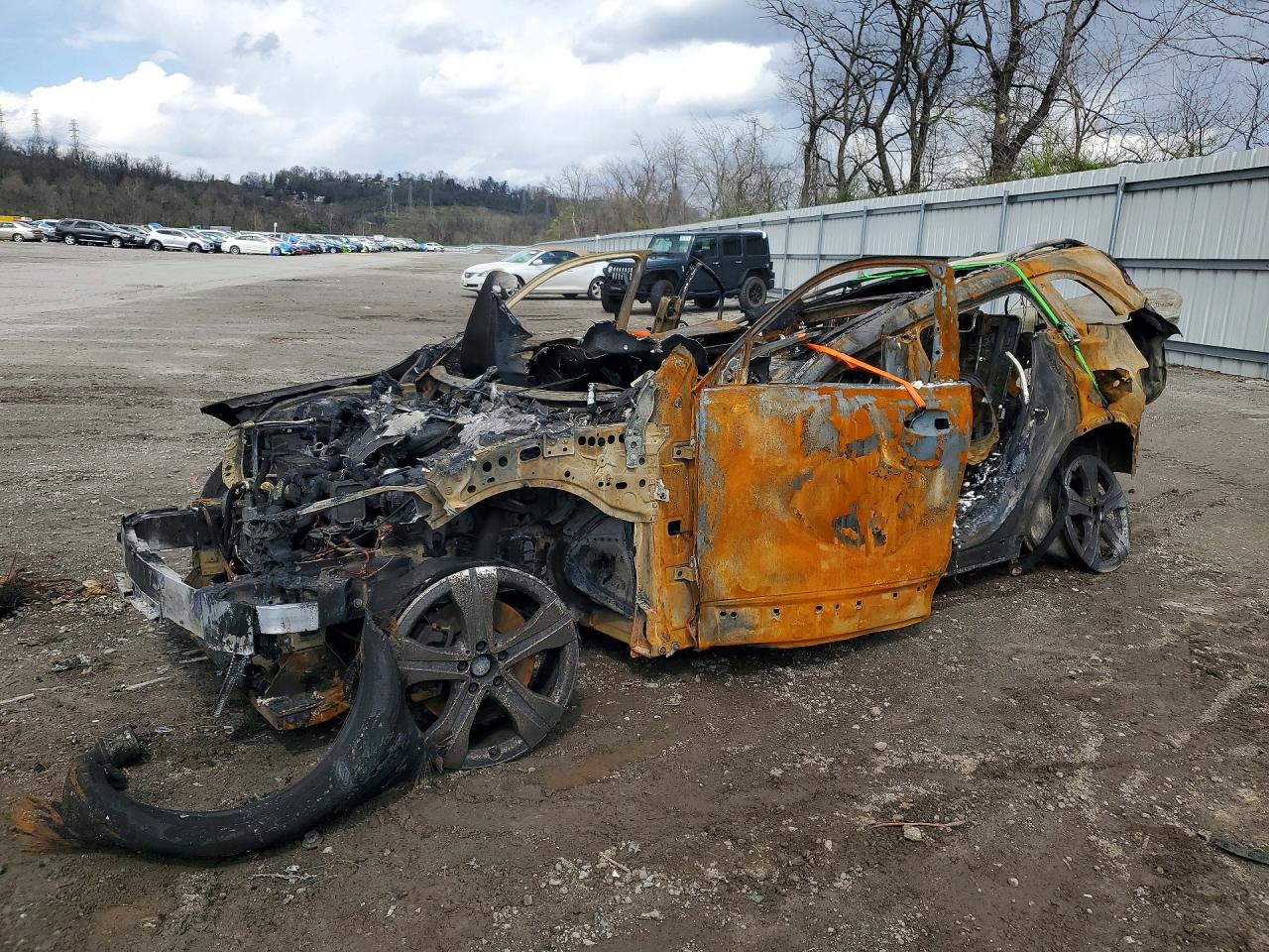2022 Mercedes-Benz EQB 350, VIN W1N9M1DB2NN008276 — Burn