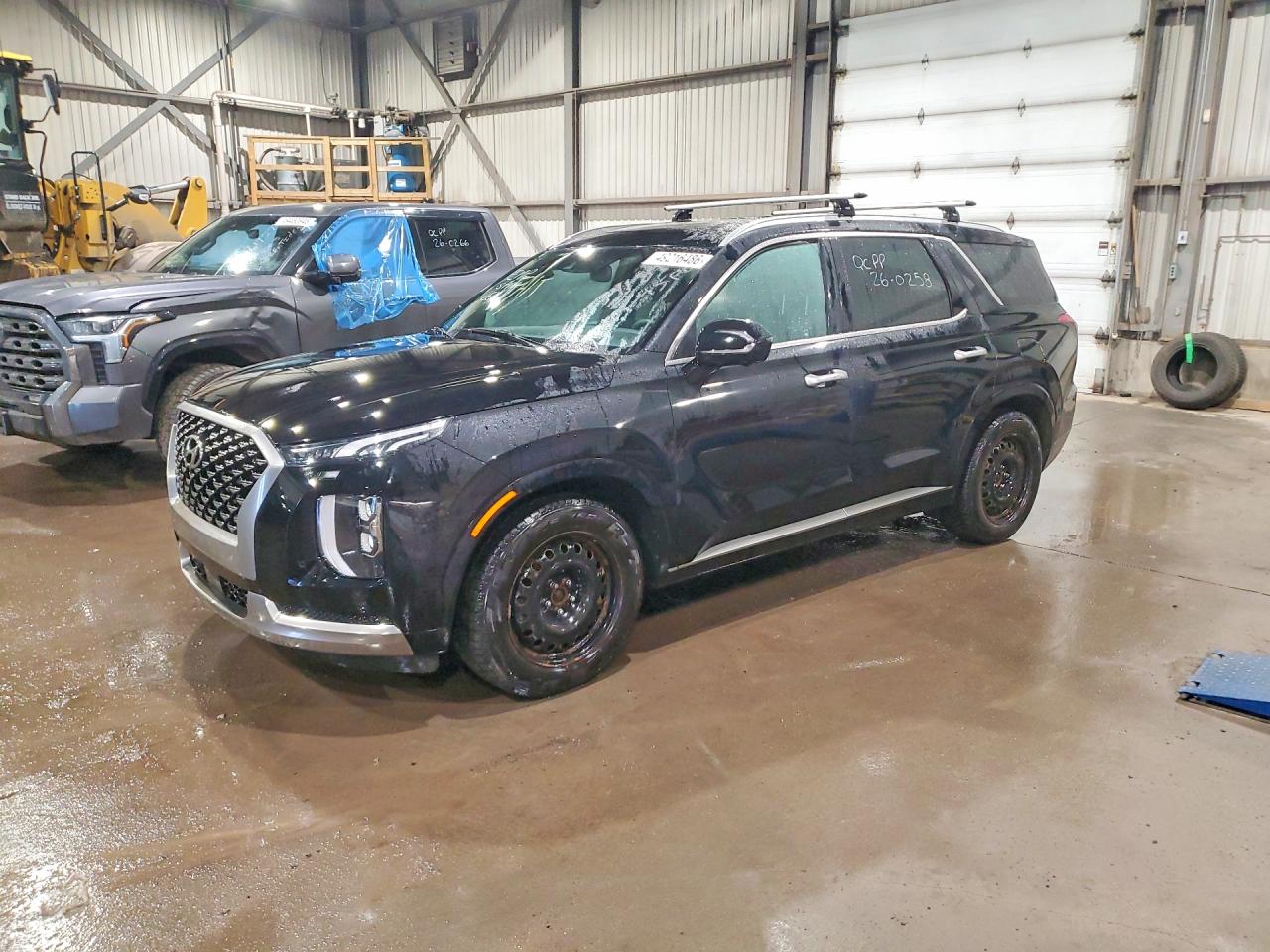 2022 Hyundai Palisade Limited, VIN KM8R5DHE8NU472779 — Vandalism