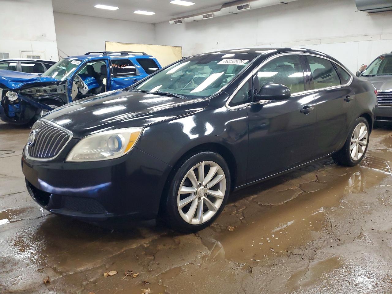2015 Buick Verano, VIN 1G4PP5SK8F4109549 — Front end