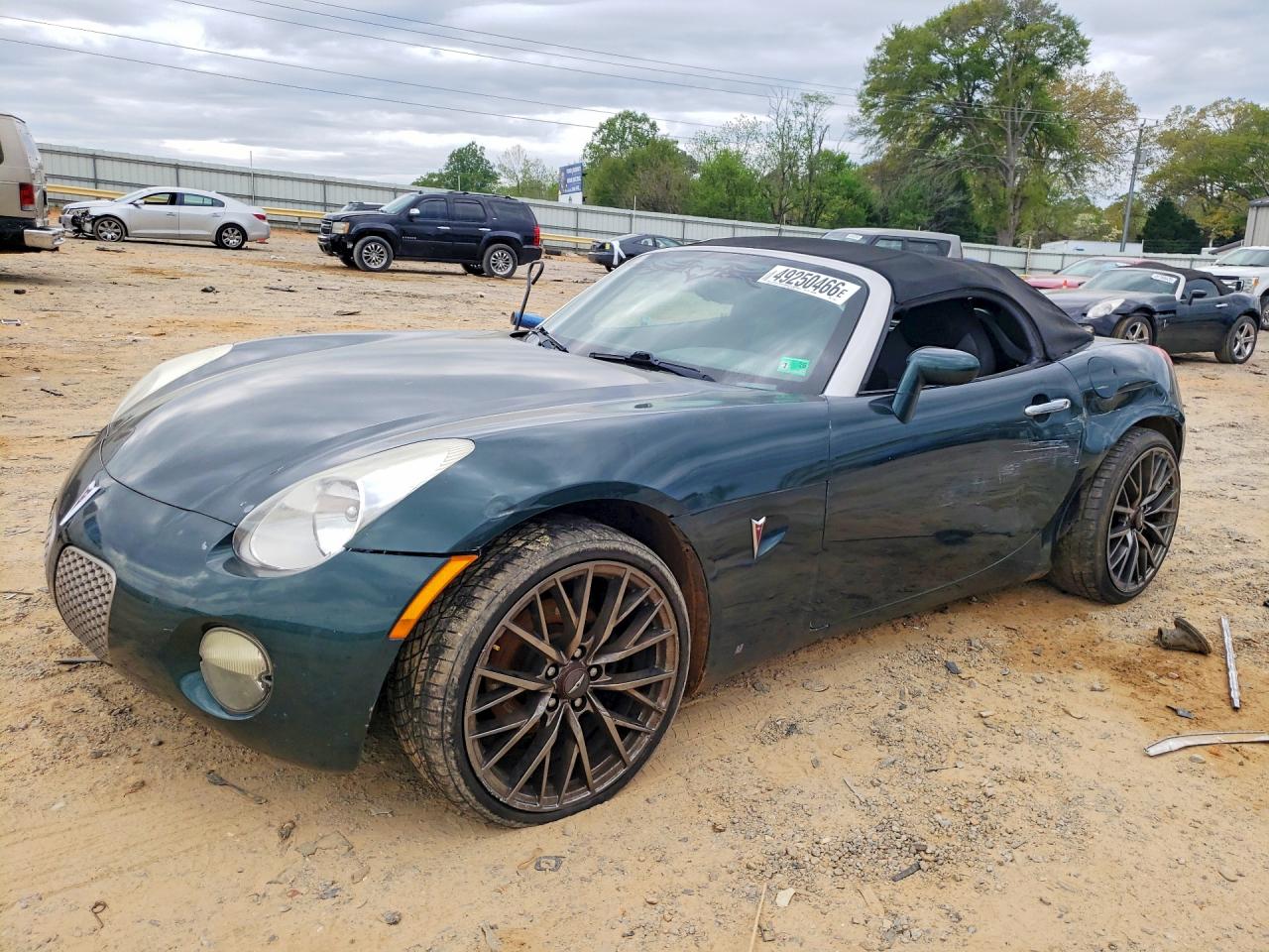 2006 Pontiac Solstice, VIN 1G2MB35B16Y117852 — Rear end