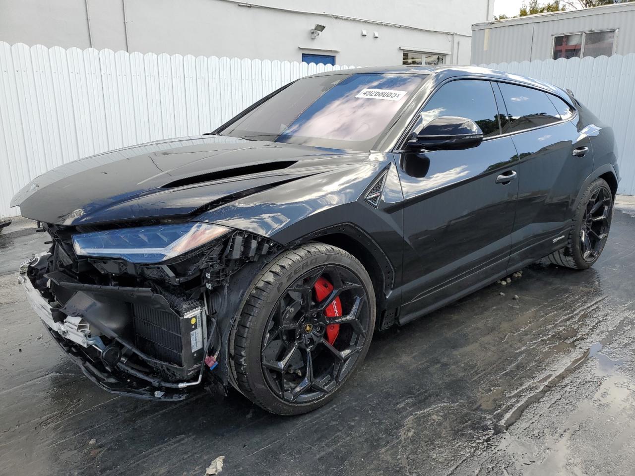 2023 Lamborghini Urus Performante, VIN ZPBUC3ZL9PLA23771 — Перед