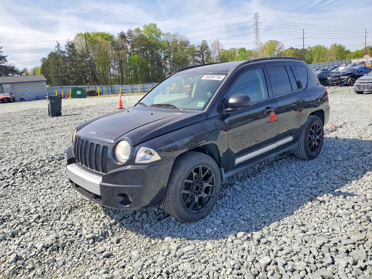 2009 Jeep Compass Limited, VIN 1J4FT57B49D219534 — Мелкие вмятины и царапины