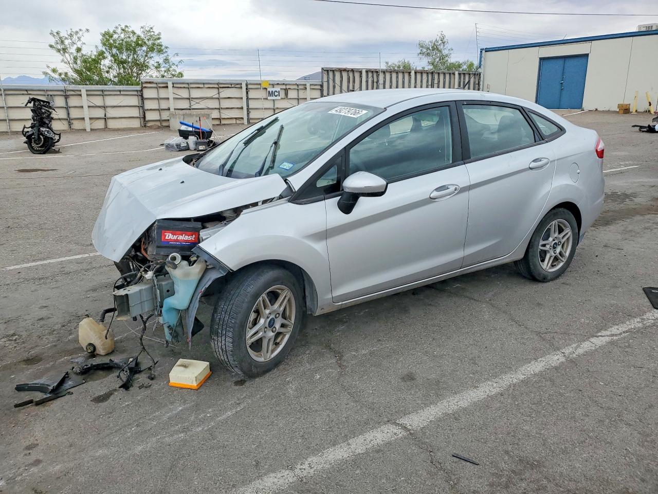 2019 Ford Fiesta SE, VIN 3FADP4BJ6KM142417 — Front end