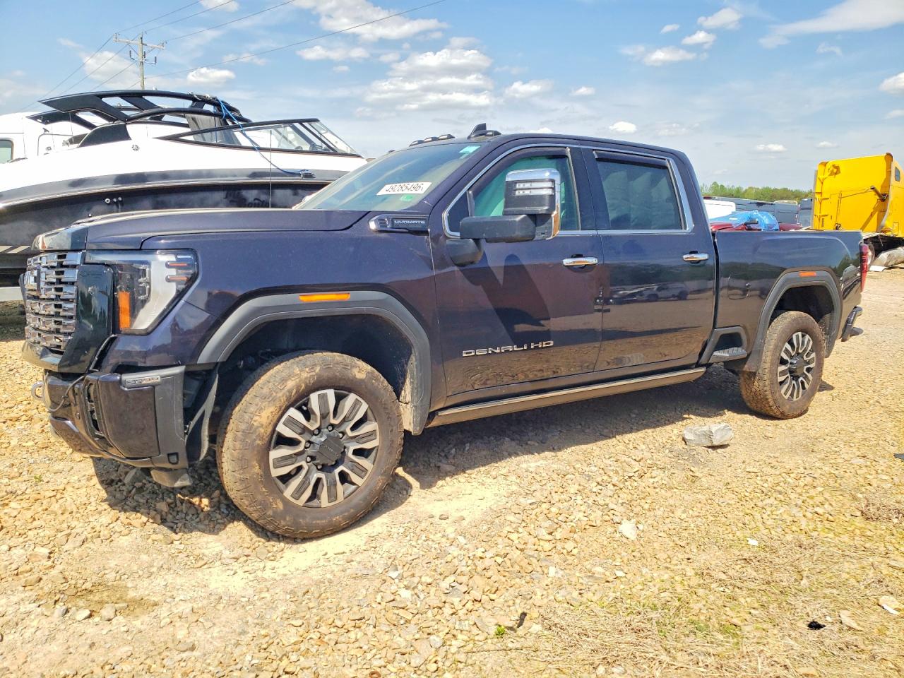 2025 GMC Sierra 2500HD Denali Ultimate, VIN 1GT4UXEY3SF180409 — Front end