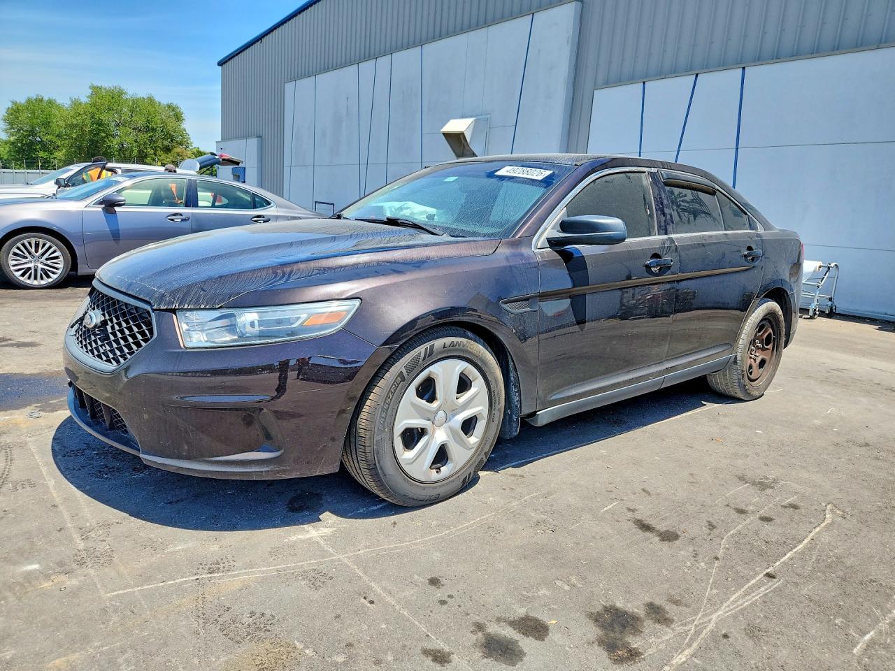 2016 Ford Police Interceptor, VIN 1FAHP2L8XGG126532 — Front end