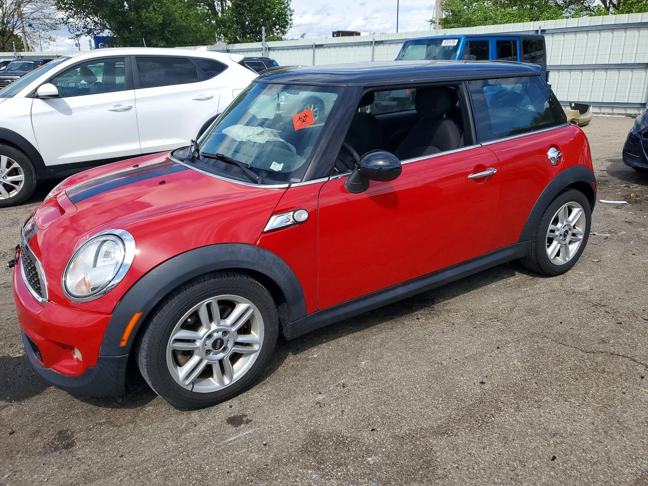 2013 MINI Hardtop S, VIN WMWSV3C56DT391465 — Vandalism