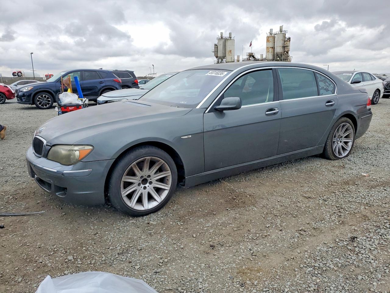 2006 BMW 7 Series 750Li, VIN WBAHN83516DT34286 — Minor dents and scratches