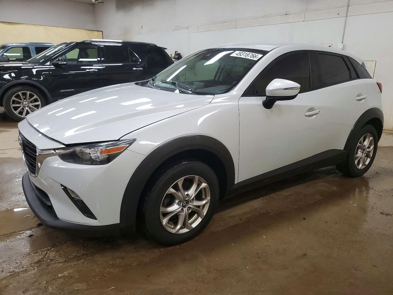 2019 Mazda CX-3 Sport, VIN JM1DKFB72K0455038 — Front end