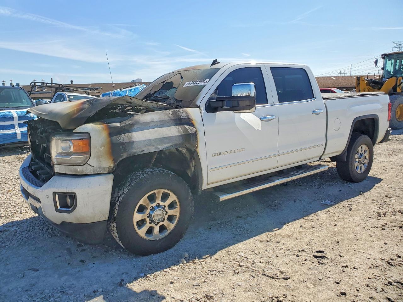 2015 GMC Sierra 3500HD Denali, VIN 1GT424E88FF133449 — Engine fire