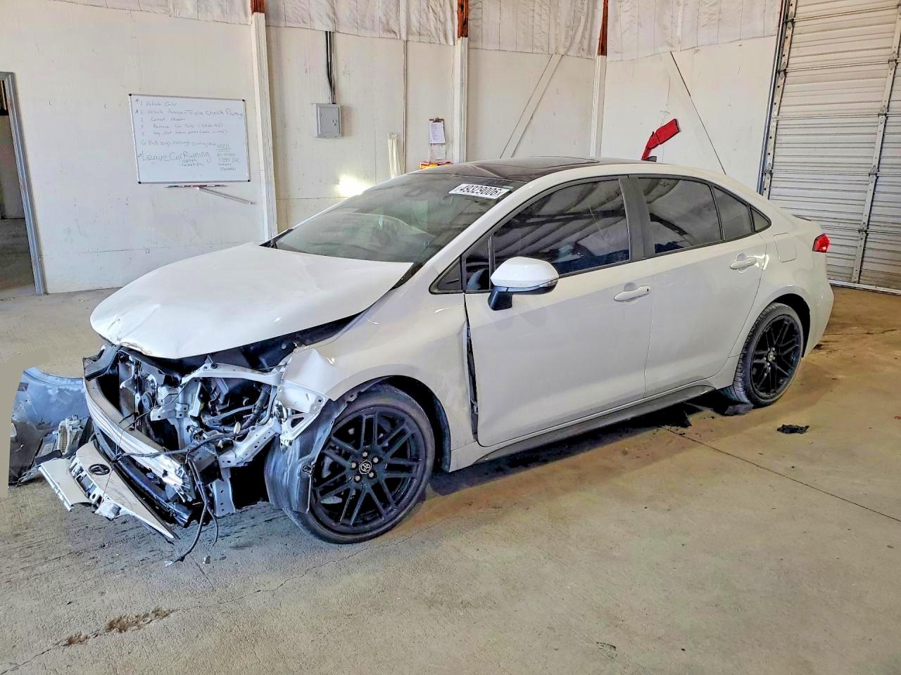 2022 Toyota Corolla XSE, VIN 5YFT4MCE5NP123046 — Front end