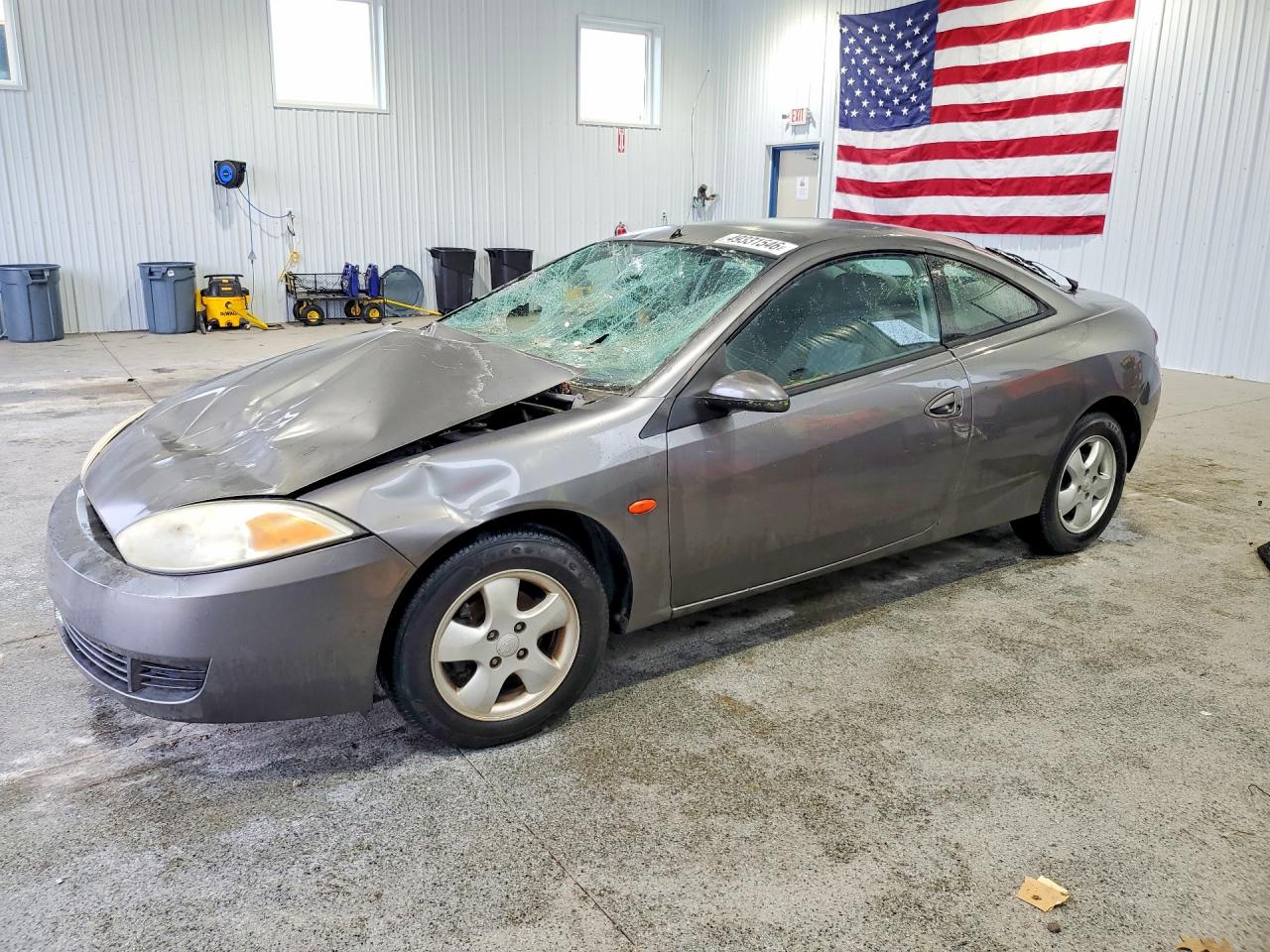 2001 Mercury Cougar, VIN 1ZWFT61L815616197 — Front end