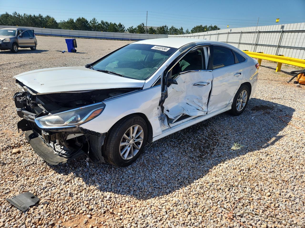 2018 Hyundai Sonata SE, VIN 5NPE24AF6JH620463 — Бок