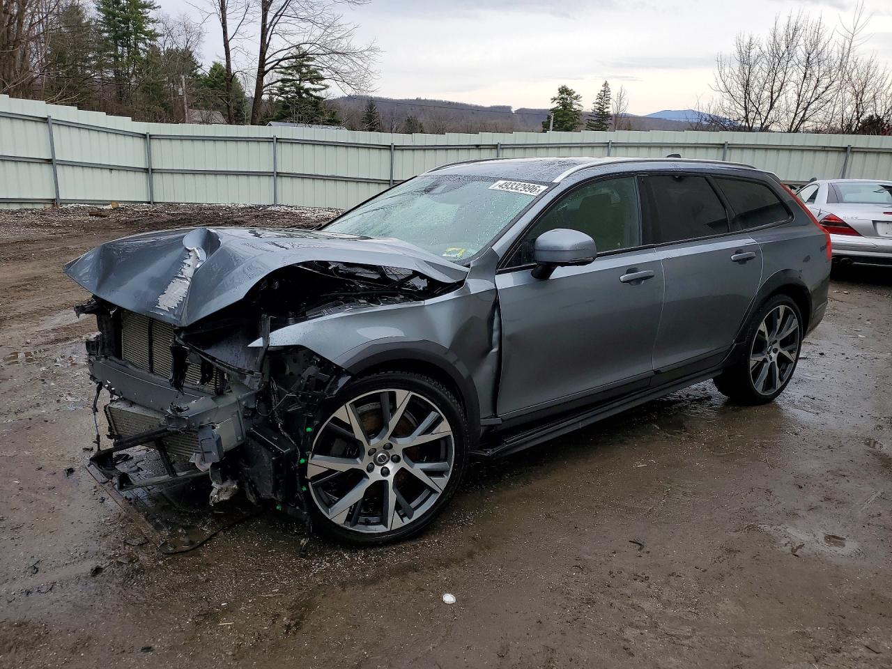 2020 Volvo V90, VIN YV4A22NL7L1105305 — Front end