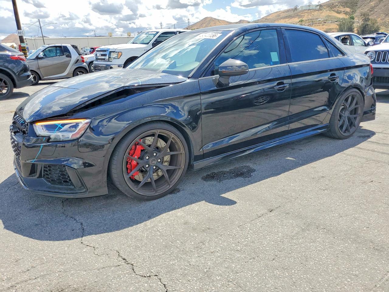2018 Audi RS 3, VIN WUABWHFF8J1903609 — Зад