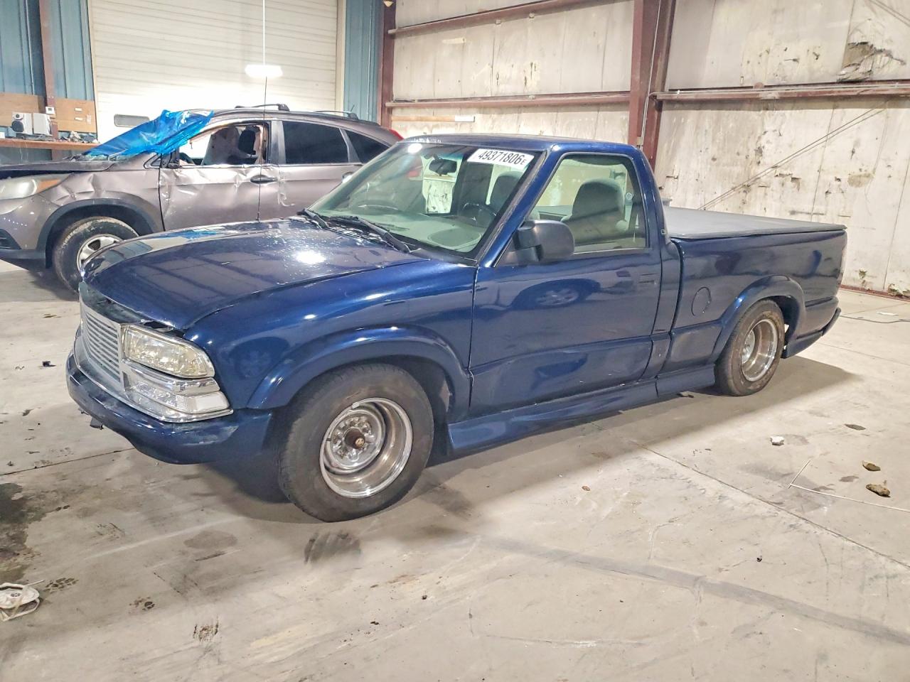 2000 Chevrolet S-10, VIN 1GCCS1450Y8295620 — Side