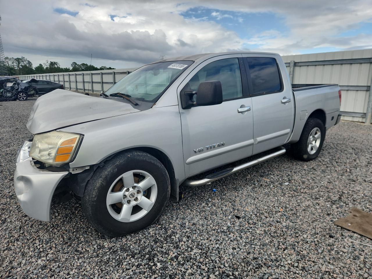2006 Nissan Titan SE, VIN 1N6BA07A46N568961 — Front end