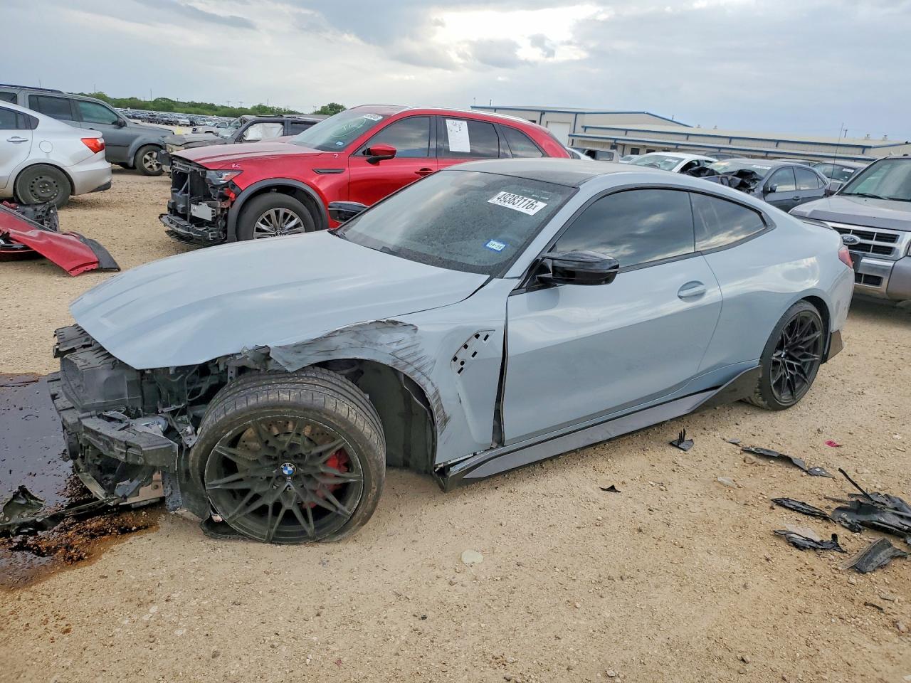 2022 BMW M4 Competition, VIN WBS33AZ01NCH68763 — Front end