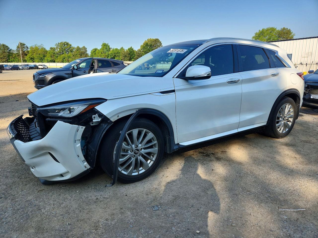 2023 Infiniti QX50 Luxe, VIN 3PCAJ5BB8PF106303 — Front end