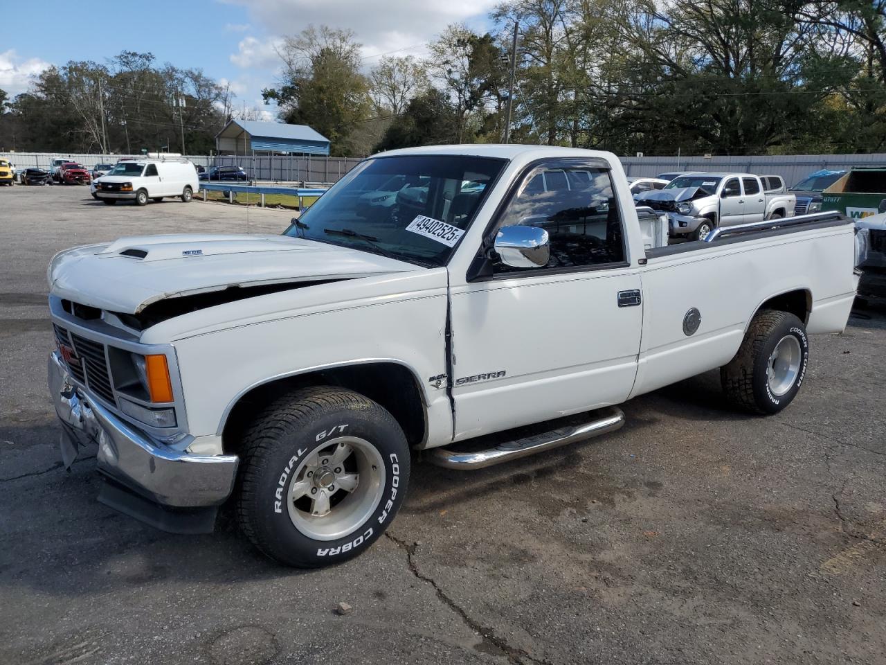 1992 GMC Sierra 1500, VIN 1GTEC14HXNE531901 — Front end