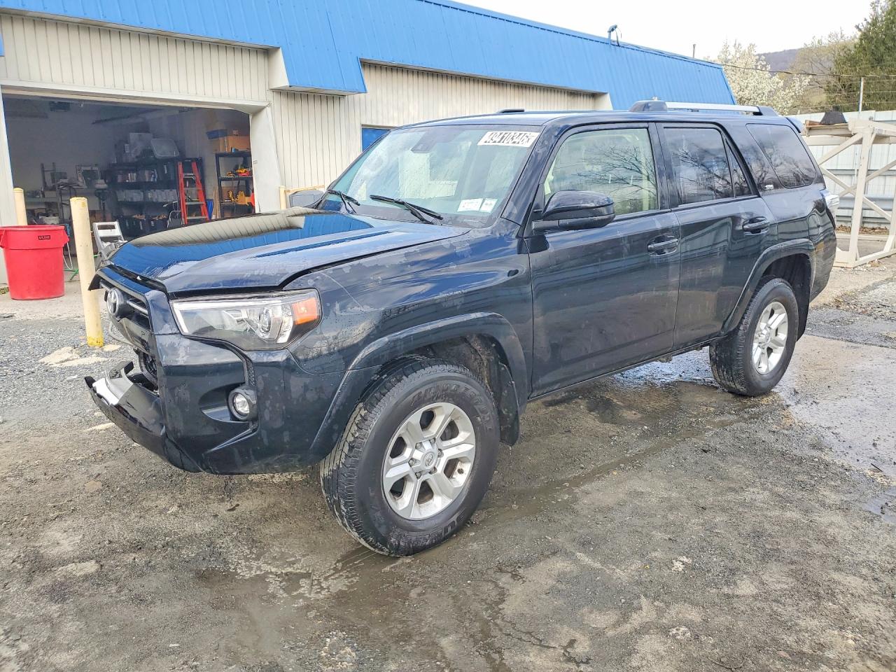 2023 Toyota 4Runner SR5, VIN JTEMU5JR5P6129628 — Front end