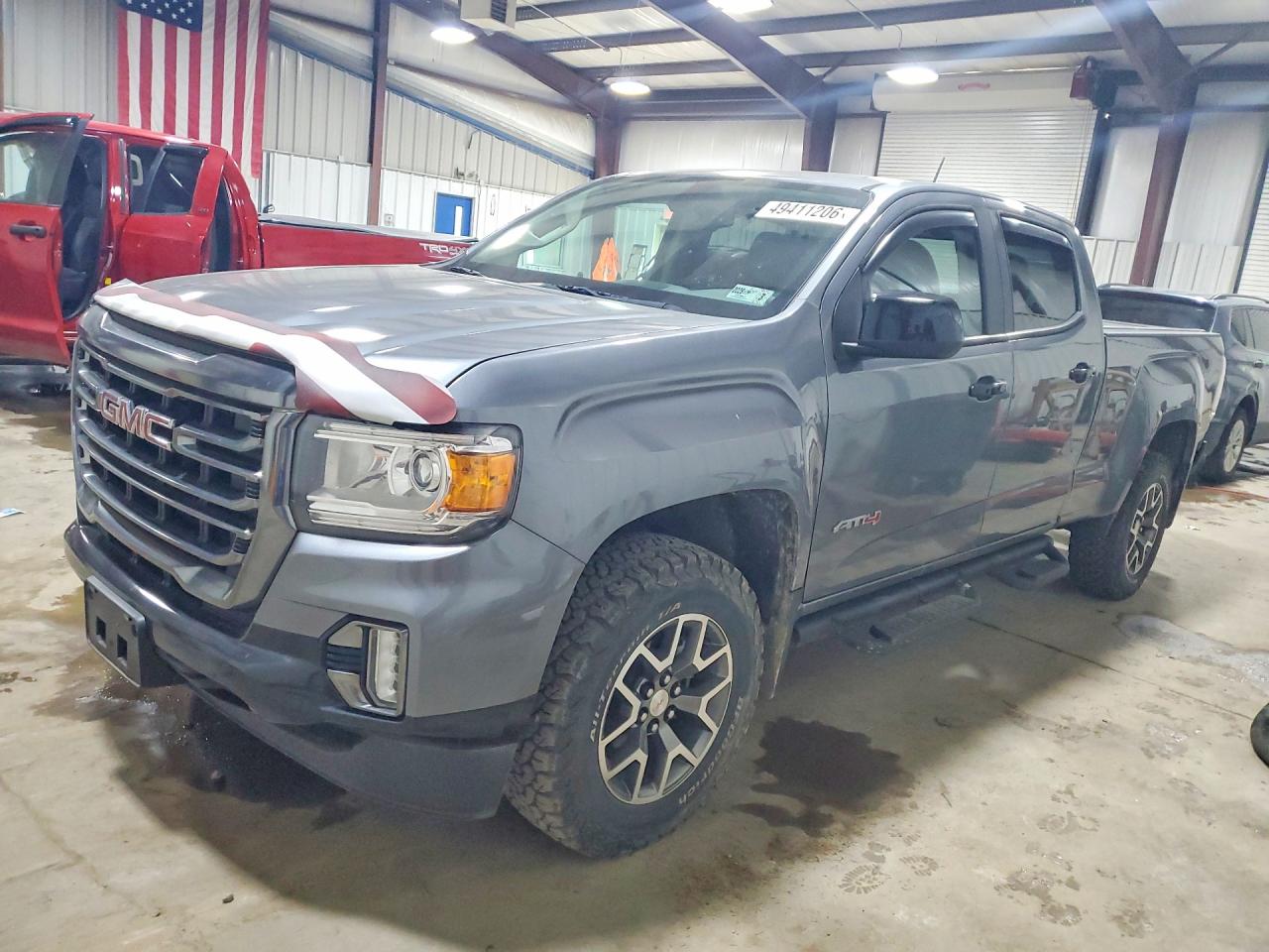 2022 GMC Canyon 4WD AT4, VIN 1GTG6FEN2N1323164 — Rear end
