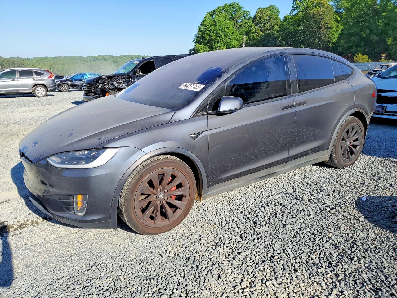 2018 Tesla Model X 75D, VIN 5YJXCBE42JF137392 — Rear end