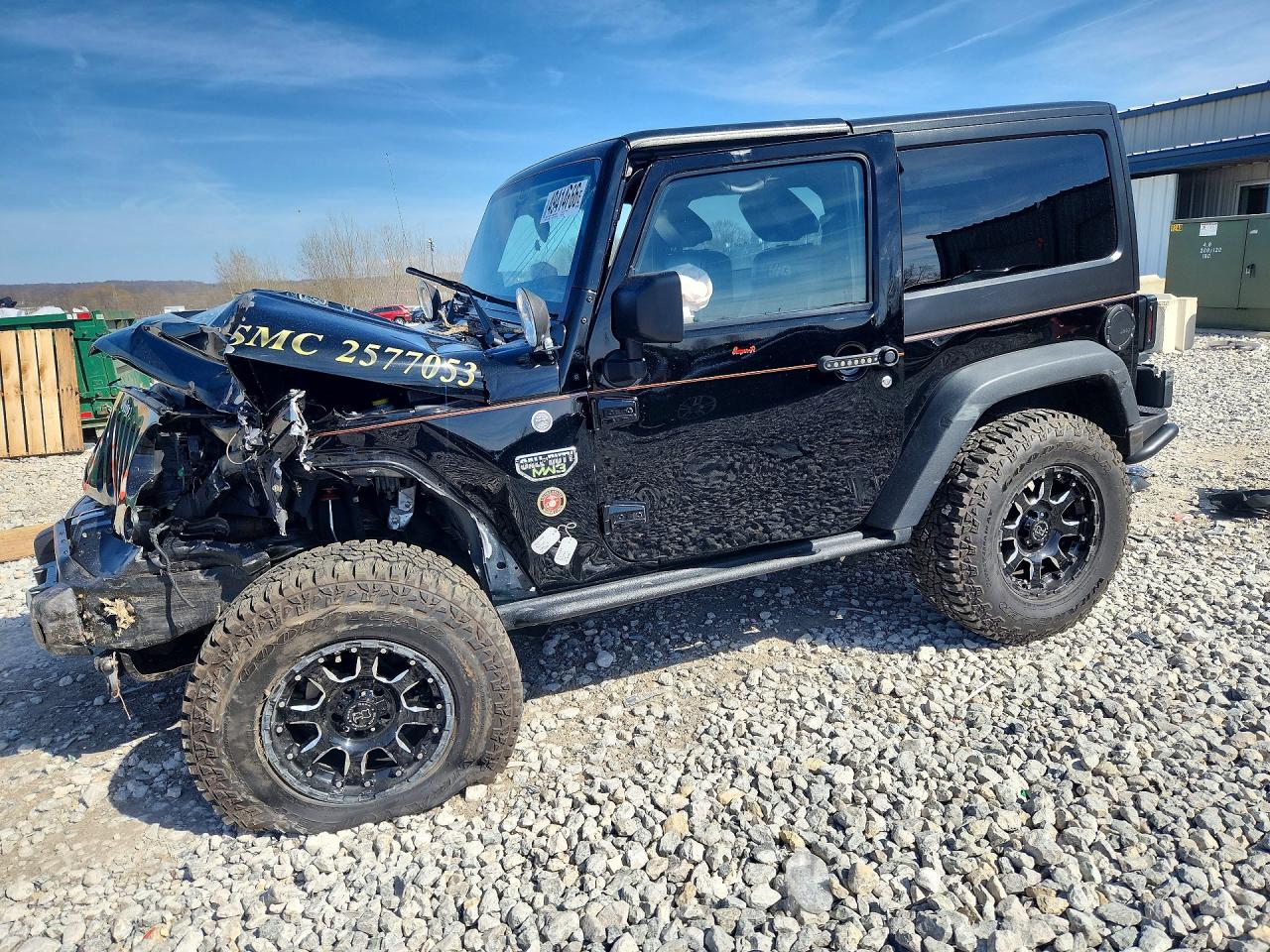 2012 Jeep Wrangler Rubicon, VIN 1C4BJWCG7CL180663 — Front end