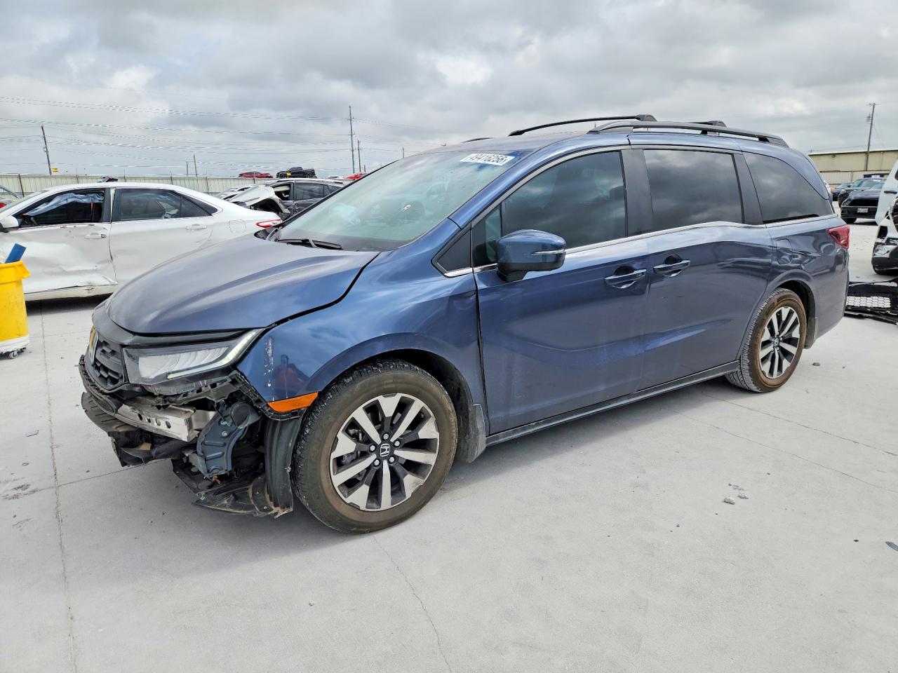 2025 Honda Odyssey EX-L, VIN 5FNRL6H69SB037689 — Front end