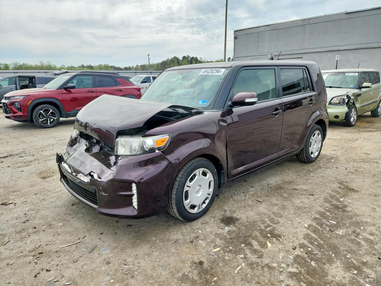 2014 Scion xB, VIN JTLZE4FE8EJ052033 — Front end
