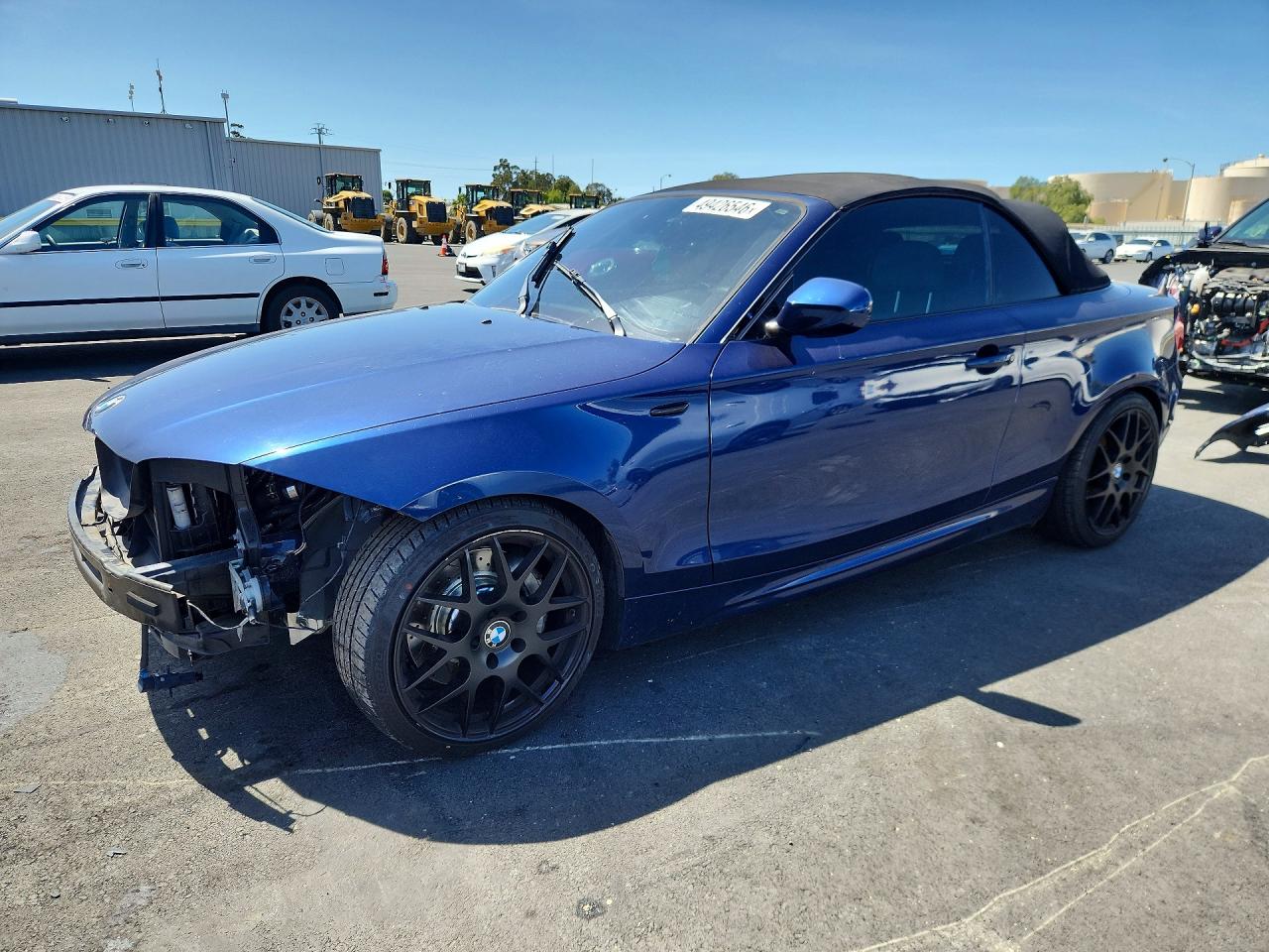2011 BMW 1 Series 135i, VIN WBAUN7C58BVM25259 — Front end