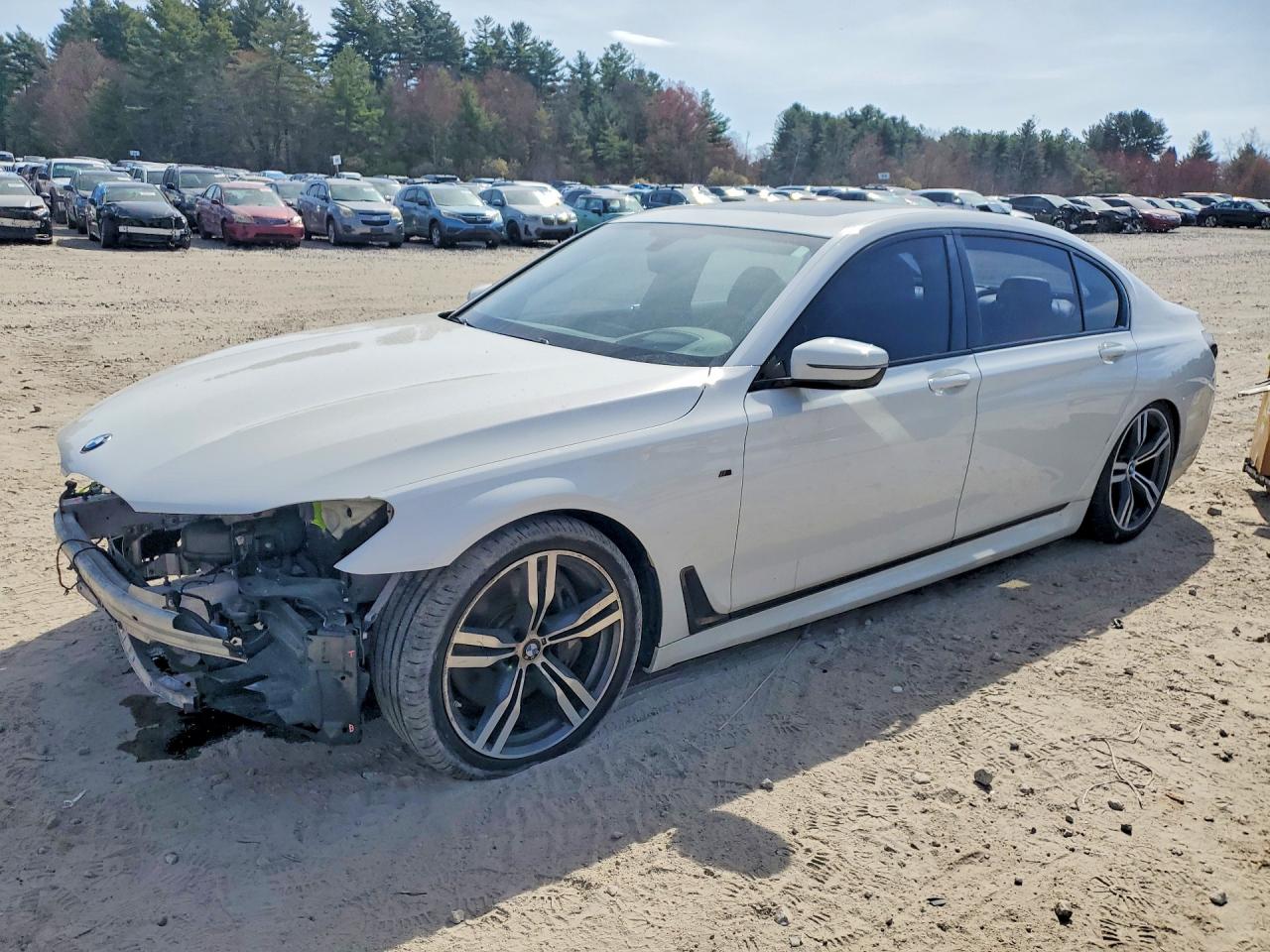 2016 BMW 7 Series 750i xDrive, VIN WBA7F2C56GG419971 — Front end