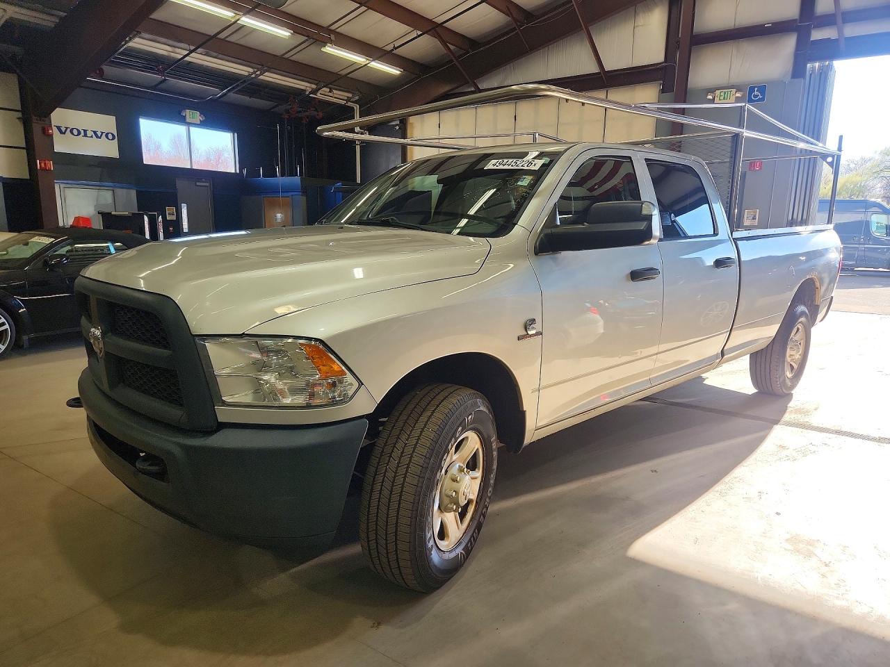 2013 Ram 3500 Tradesman, VIN 3C63R2GL6DG522333 — Мелкие вмятины и царапины