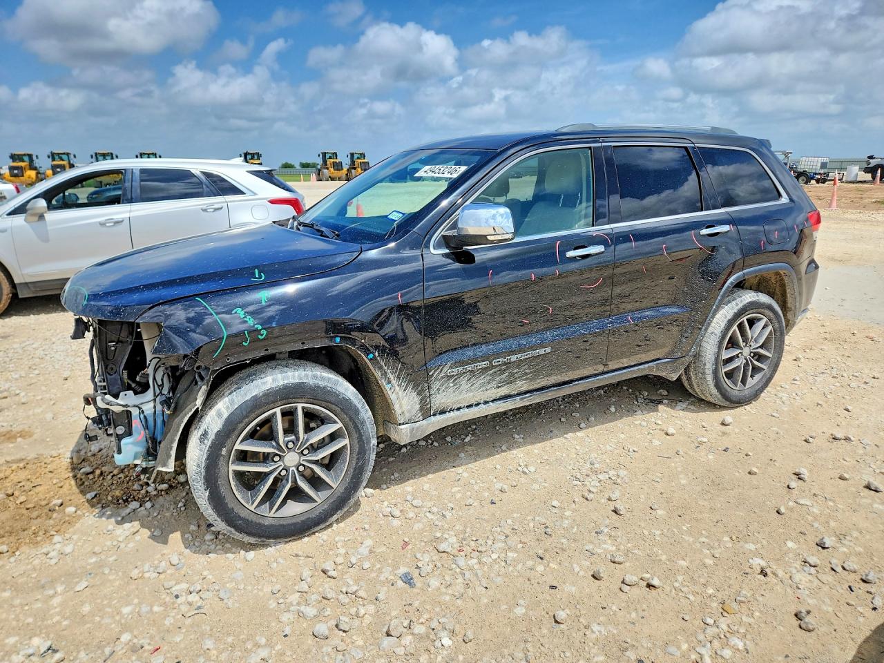 2018 Jeep Grand Cherokee Sterling, VIN 1C4RJFBG3JC365399 — Front end