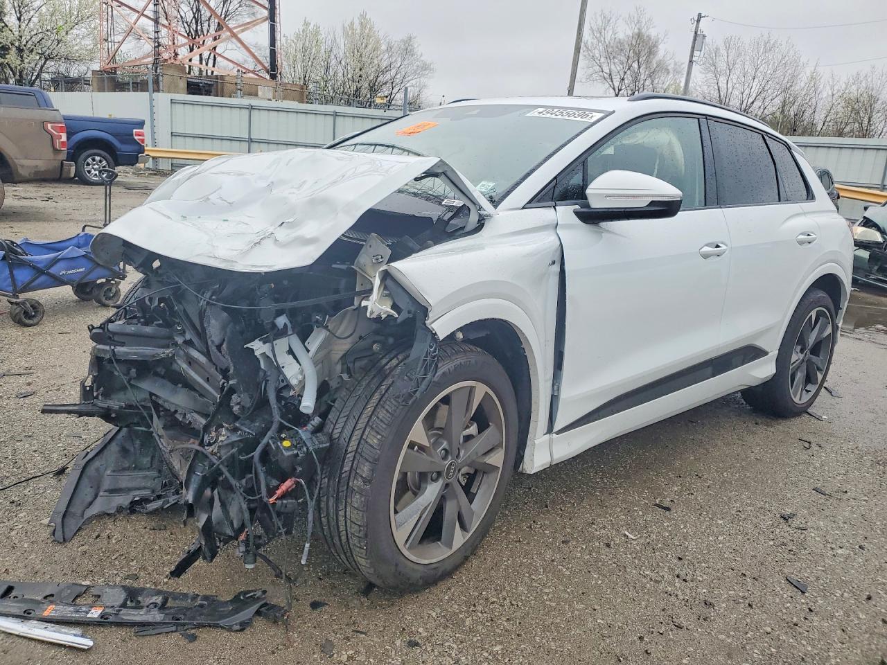 2024 Audi Q4 e-tron Premium Plus, VIN WA1LUBFZ7RP064859 — Front end