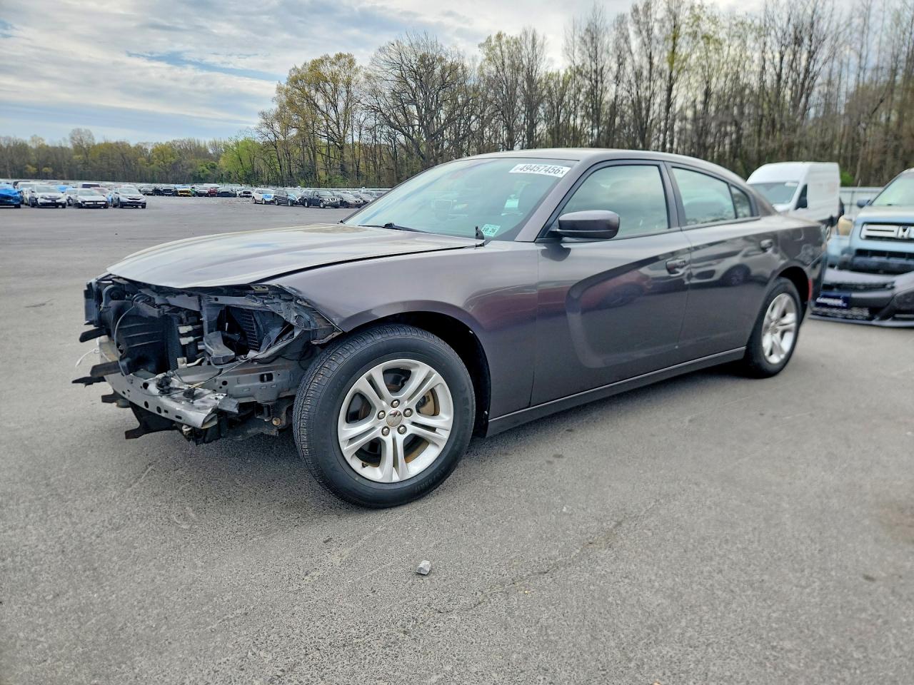 2021 Dodge Charger SXT, VIN 2C3CDXBG2MH638535 — Front end