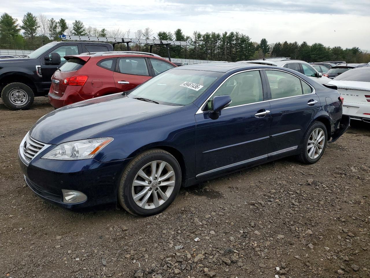 2012 Lexus ES 330, VIN JTHBK1EG1C2474450 — Rear end
