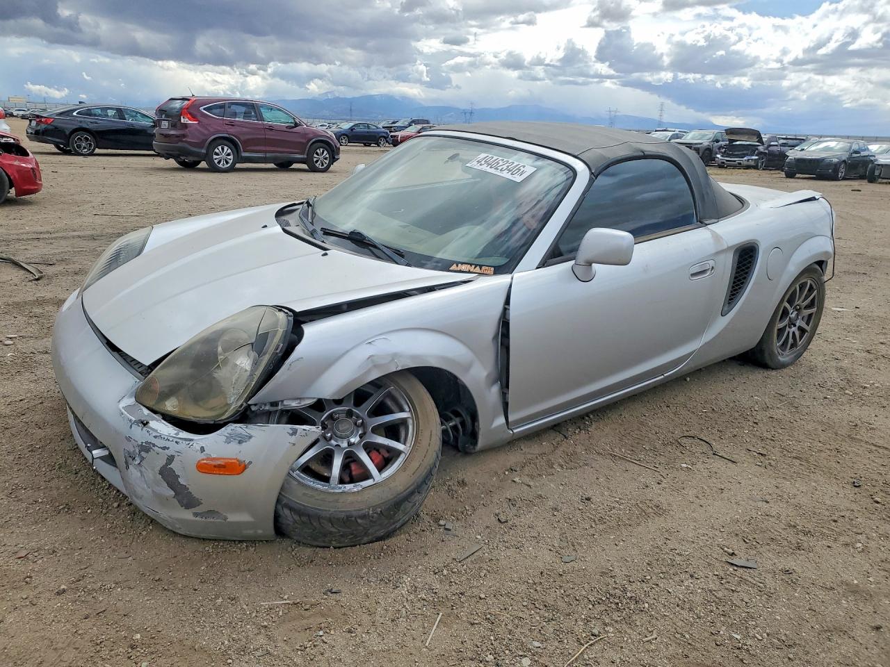 2001 Toyota MR2, VIN JTDFR320810033456 — Front end