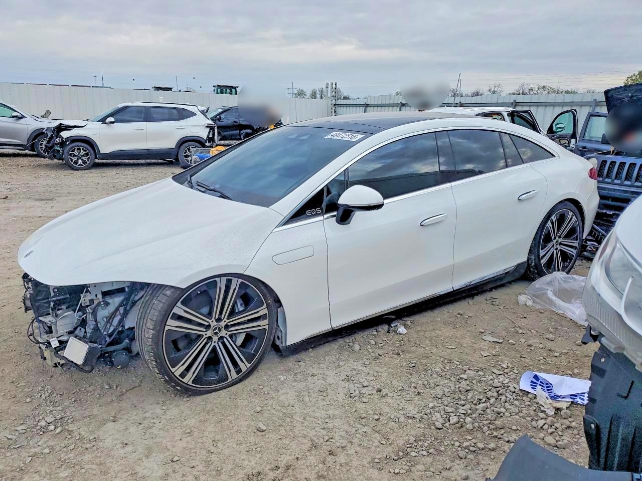 2022 Mercedes-Benz EQS 450+, VIN W1KCG2DB7NA005803 — Front end