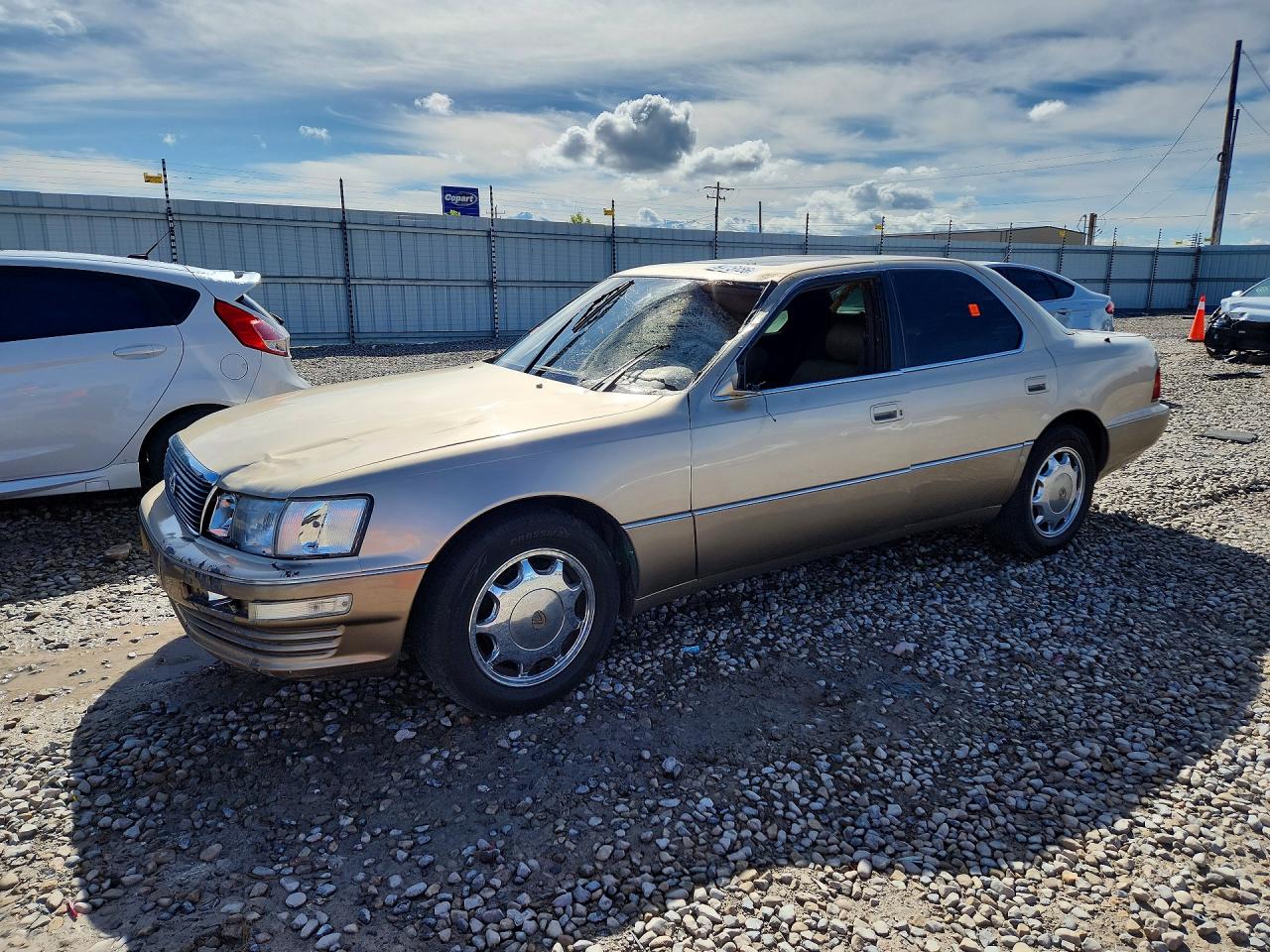 1994 Lexus LS 400, VIN JT8UF11E2R0213768 — Roof