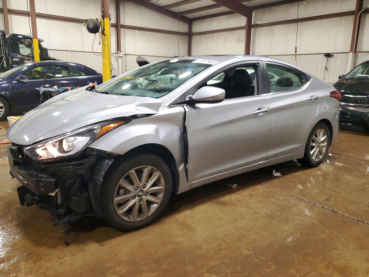 2015 Hyundai Elantra SE, VIN 5NPDH4AE0FH582897 — Front end
