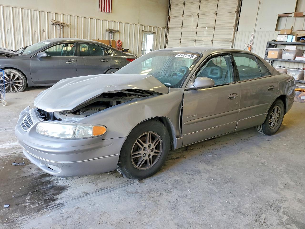 1999 Buick Regal LS, VIN 2G4WB52K6X1593308 — Перед