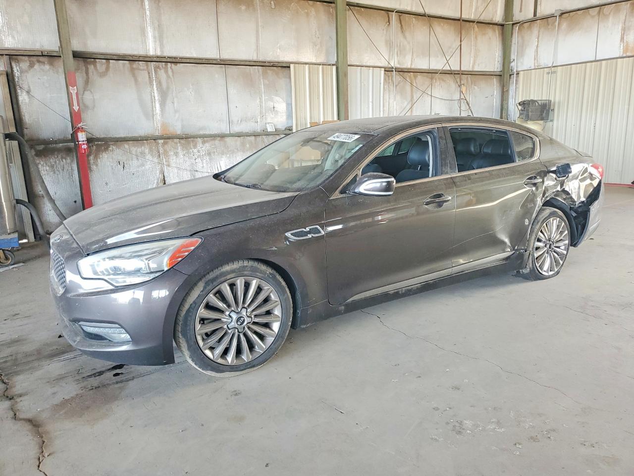 2015 Kia K900 Luxury, VIN KNALW4D40F6022194 — Rear end