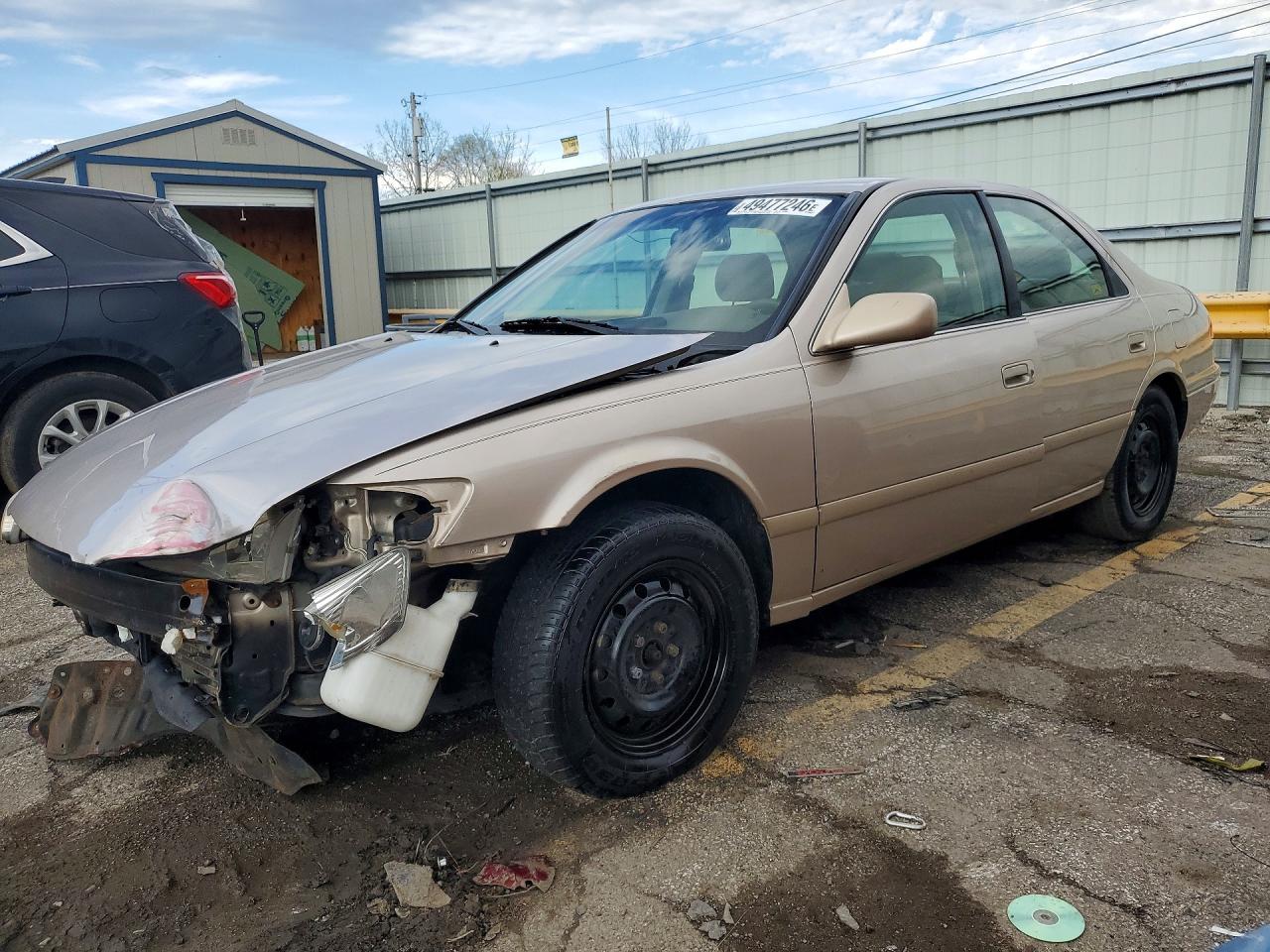 2000 Toyota Camry LE, VIN 4T1BG22KXYU929711 — Front end